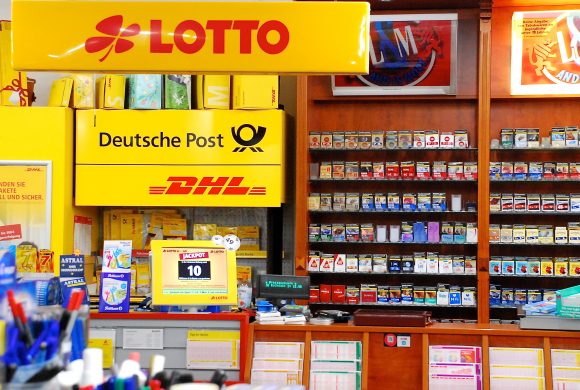 Hier können Sie Briefe, Pakete und Wäsche abgeben Hier können Sie Briefe, Pakete und Wäsche abgeben
