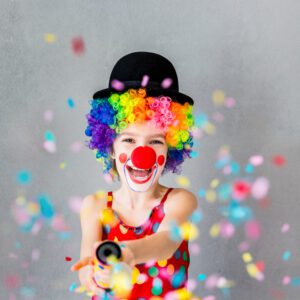 Wir lassen uns das Feiern nicht verbieten . . .! Wir lassen uns das Feiern nicht verbieten . . .!